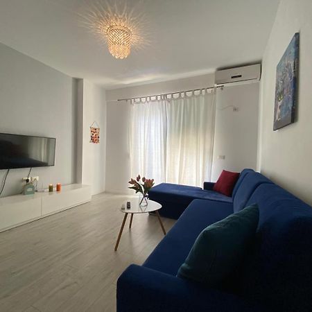 Rock Apartments ساراندا المظهر الخارجي الصورة