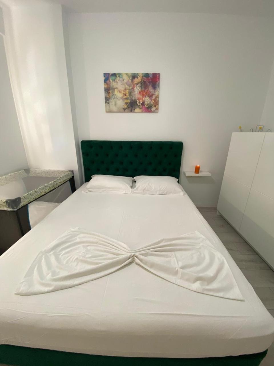 Rock Apartments ساراندا المظهر الخارجي الصورة
